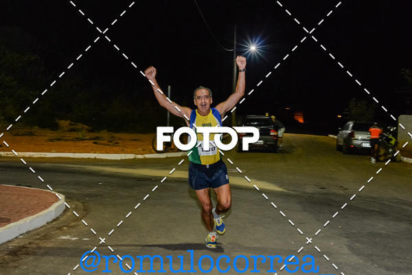 Buy your photos of the eventNIGHT RUN LAGOA DOURADA MG on Fotop