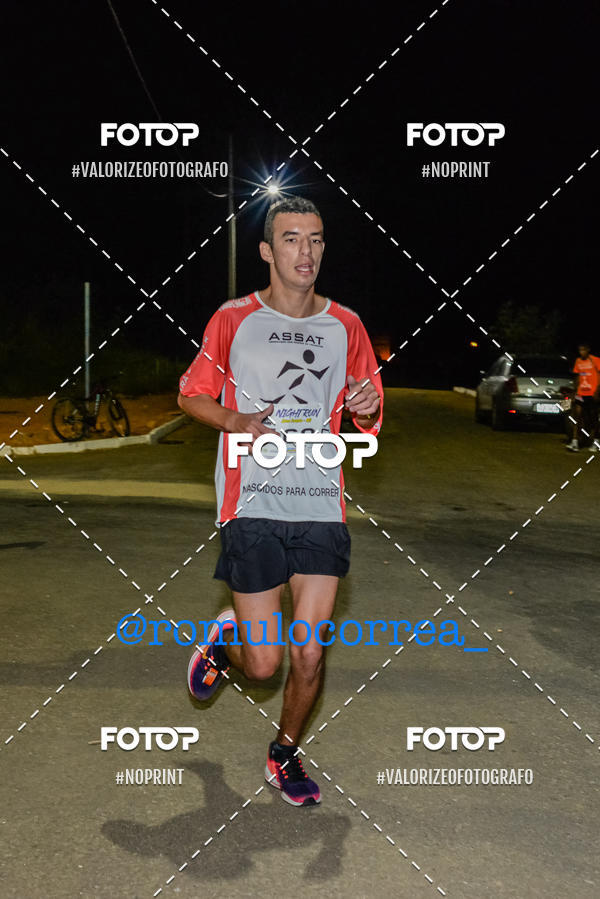 Buy your photos of the eventNIGHT RUN LAGOA DOURADA MG on Fotop