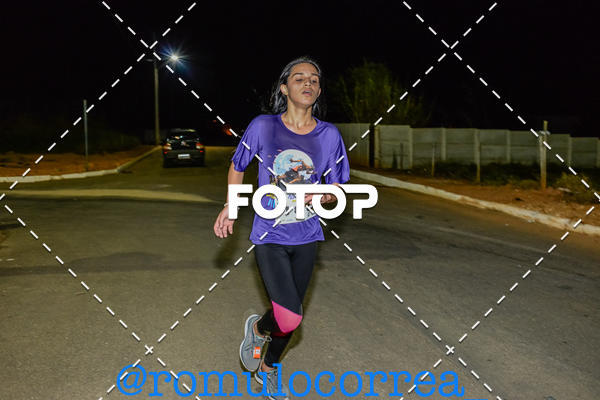 Buy your photos of the eventNIGHT RUN LAGOA DOURADA MG on Fotop