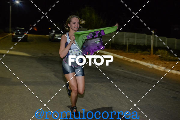 Buy your photos of the eventNIGHT RUN LAGOA DOURADA MG on Fotop