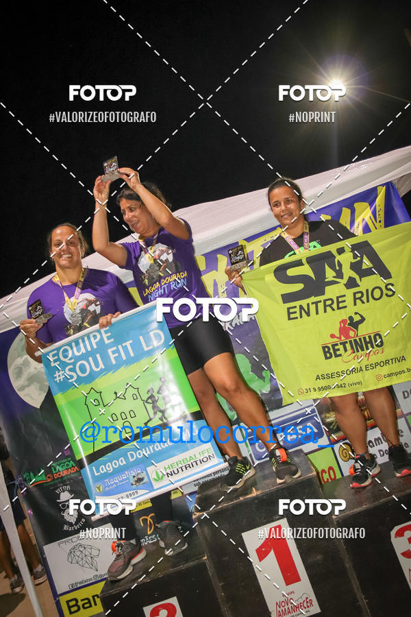 Buy your photos of the eventNIGHT RUN LAGOA DOURADA MG on Fotop