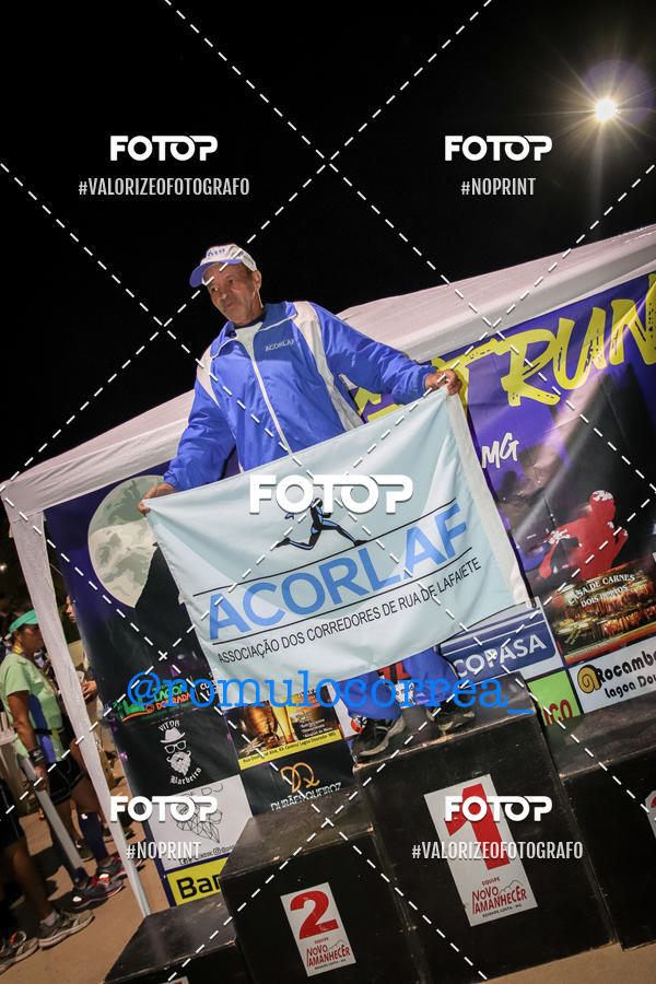 Buy your photos of the eventNIGHT RUN LAGOA DOURADA MG on Fotop