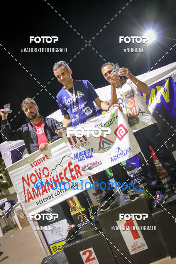 Buy your photos of the eventNIGHT RUN LAGOA DOURADA MG on Fotop