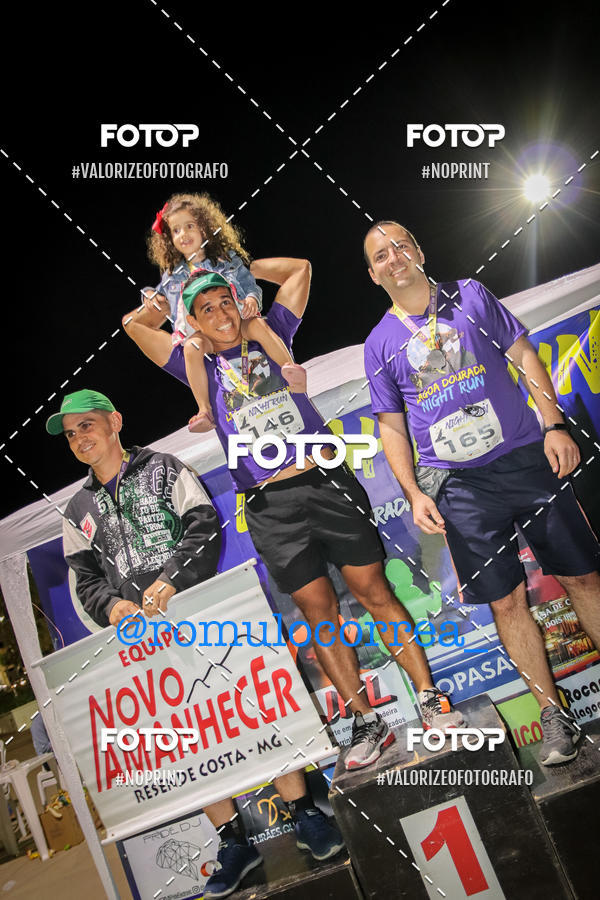 Buy your photos of the eventNIGHT RUN LAGOA DOURADA MG on Fotop