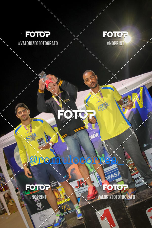 Buy your photos of the eventNIGHT RUN LAGOA DOURADA MG on Fotop