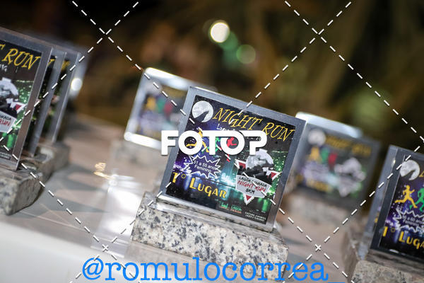 Buy your photos of the eventNIGHT RUN LAGOA DOURADA MG on Fotop