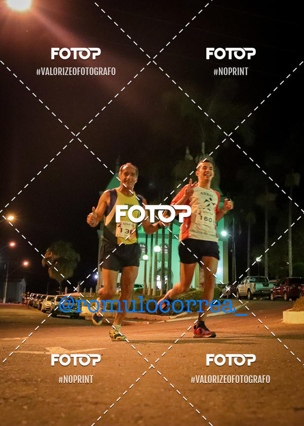 Buy your photos of the eventNIGHT RUN LAGOA DOURADA MG on Fotop