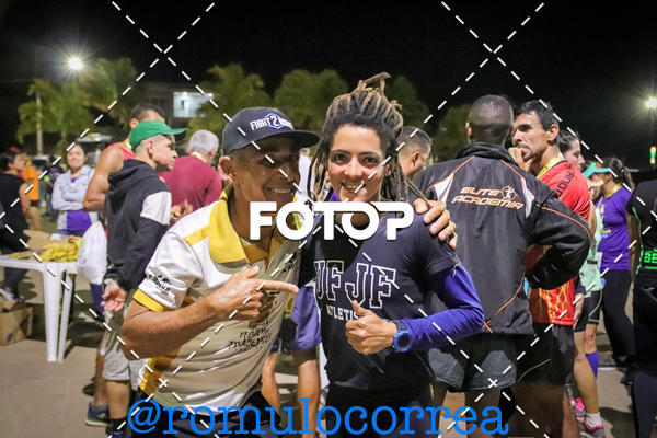 Buy your photos of the eventNIGHT RUN LAGOA DOURADA MG on Fotop