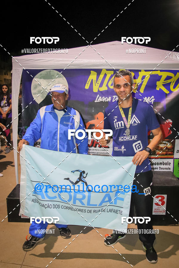 Buy your photos of the eventNIGHT RUN LAGOA DOURADA MG on Fotop