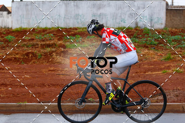 Achetez vos photos de l'vnementCopa So Paulo de Ciclismo - 6 ETAPA sur Fotop