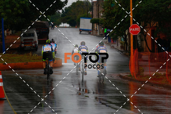 Achetez vos photos de l'vnementCopa So Paulo de Ciclismo - 6 ETAPA sur Fotop