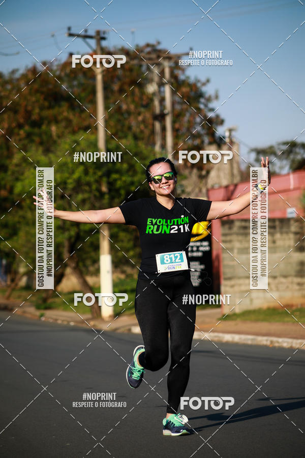 Buy your photos of the eventEvolution Run 21k 2019 on Fotop