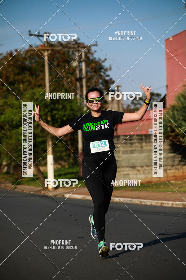 Buy your photos of the eventEvolution Run 21k 2019 on Fotop