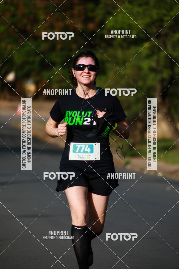Buy your photos of the eventEvolution Run 21k 2019 on Fotop