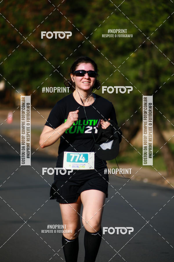 Buy your photos of the eventEvolution Run 21k 2019 on Fotop