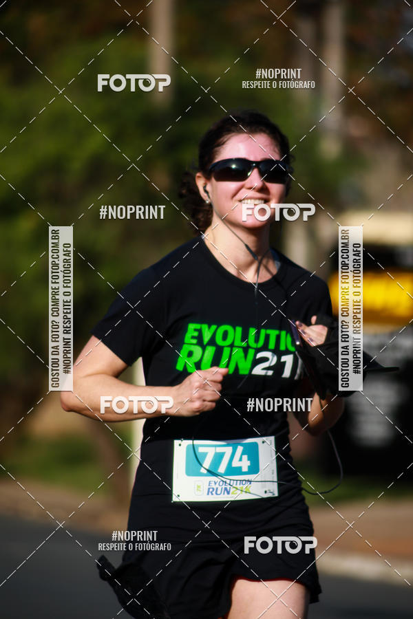 Buy your photos of the eventEvolution Run 21k 2019 on Fotop