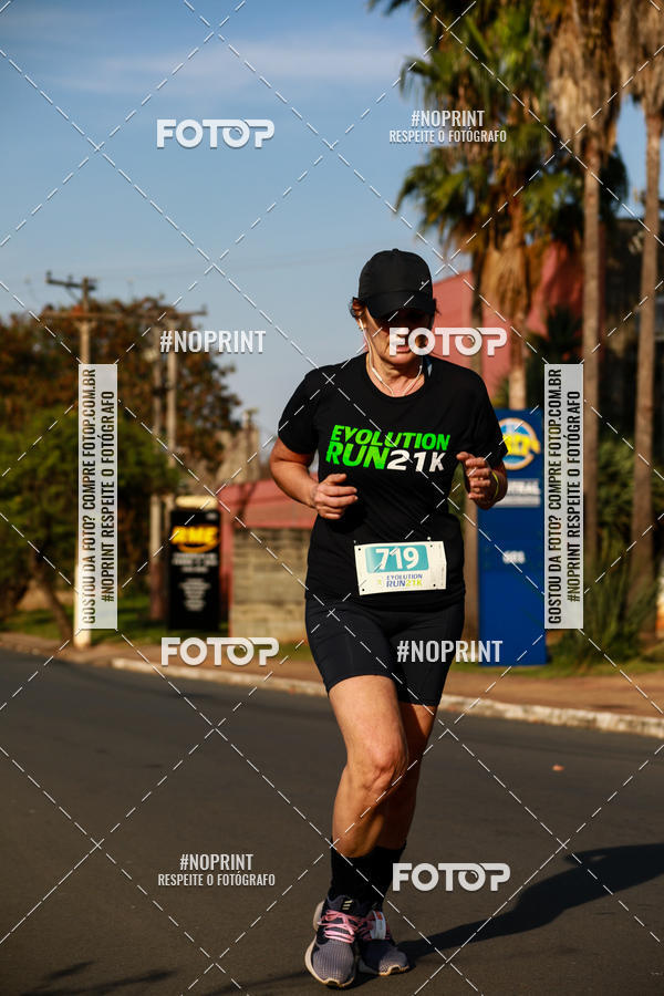 Buy your photos of the eventEvolution Run 21k 2019 on Fotop