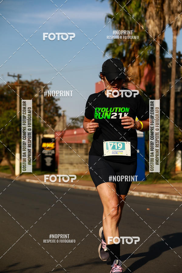 Buy your photos of the eventEvolution Run 21k 2019 on Fotop