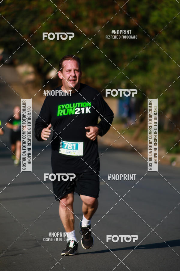 Buy your photos of the eventEvolution Run 21k 2019 on Fotop