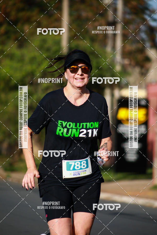 Buy your photos of the eventEvolution Run 21k 2019 on Fotop