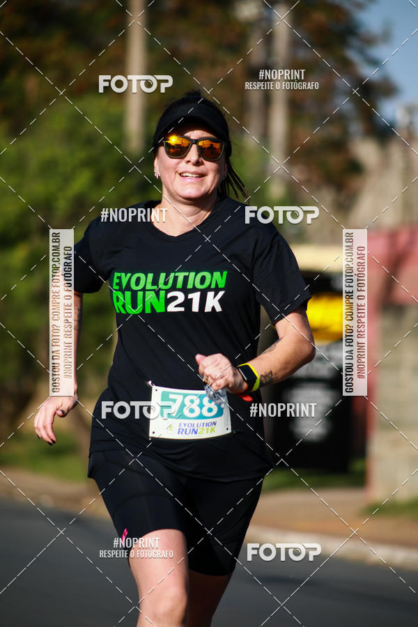 Buy your photos of the eventEvolution Run 21k 2019 on Fotop