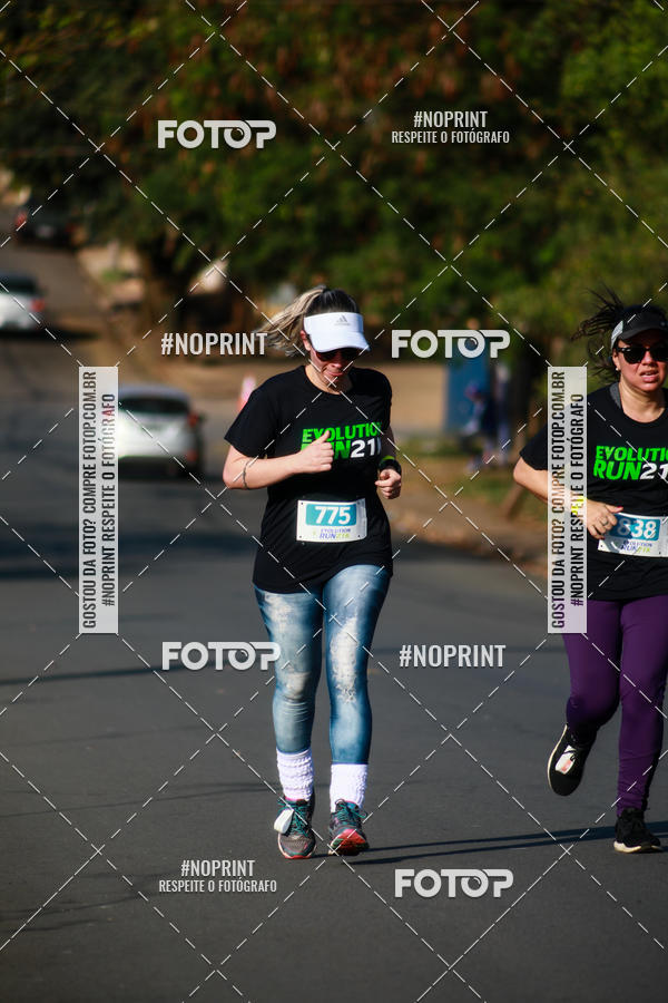 Buy your photos of the eventEvolution Run 21k 2019 on Fotop