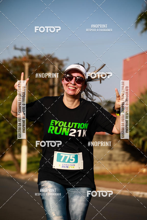 Buy your photos of the eventEvolution Run 21k 2019 on Fotop