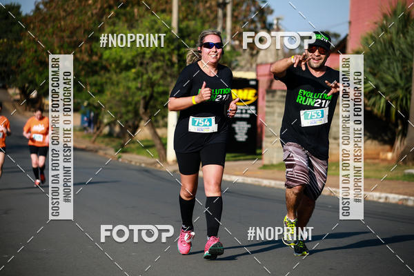 Buy your photos of the eventEvolution Run 21k 2019 on Fotop