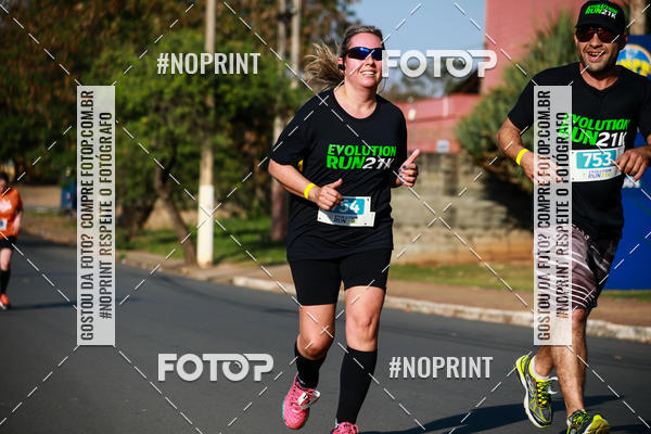 Buy your photos of the eventEvolution Run 21k 2019 on Fotop