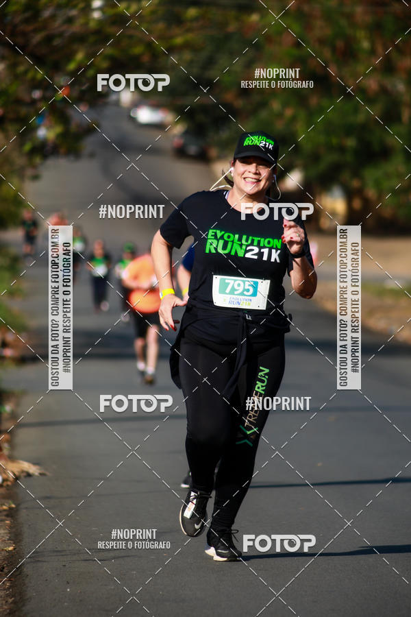 Buy your photos of the eventEvolution Run 21k 2019 on Fotop