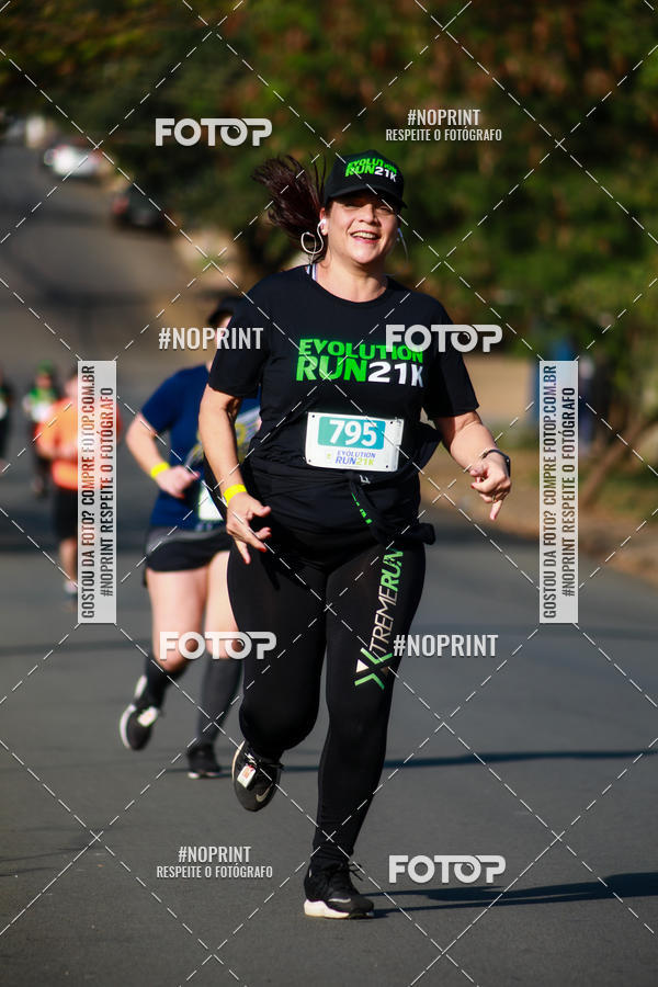 Buy your photos of the eventEvolution Run 21k 2019 on Fotop