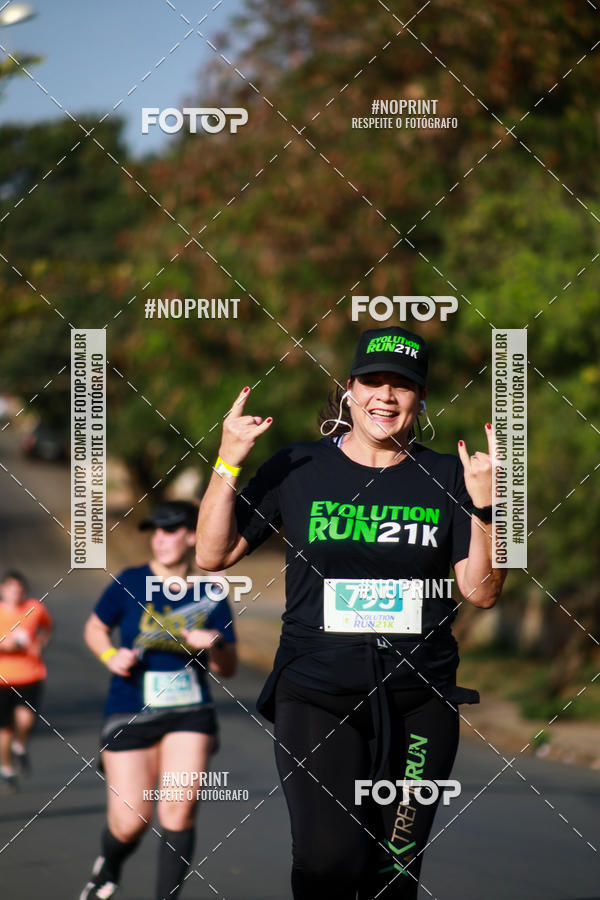Buy your photos of the eventEvolution Run 21k 2019 on Fotop