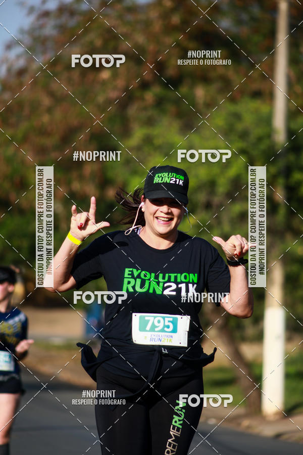 Buy your photos of the eventEvolution Run 21k 2019 on Fotop