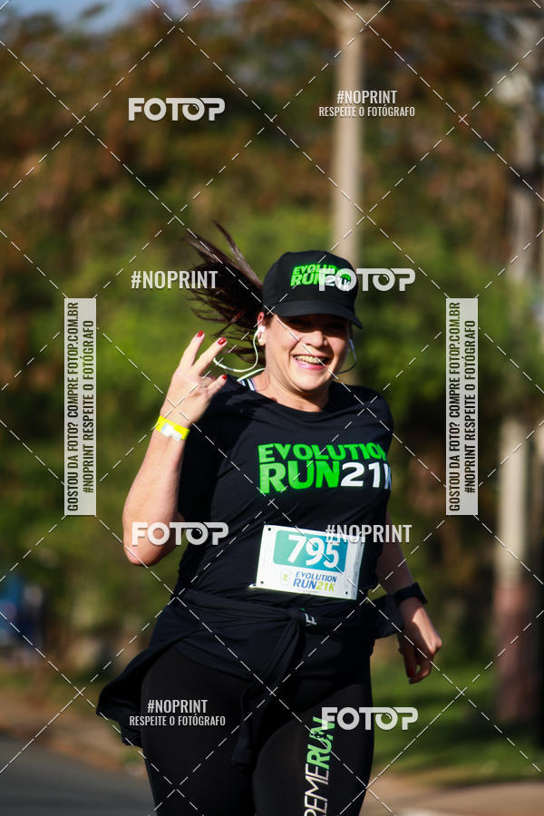 Buy your photos of the eventEvolution Run 21k 2019 on Fotop