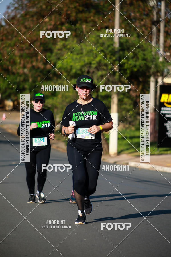 Buy your photos of the eventEvolution Run 21k 2019 on Fotop