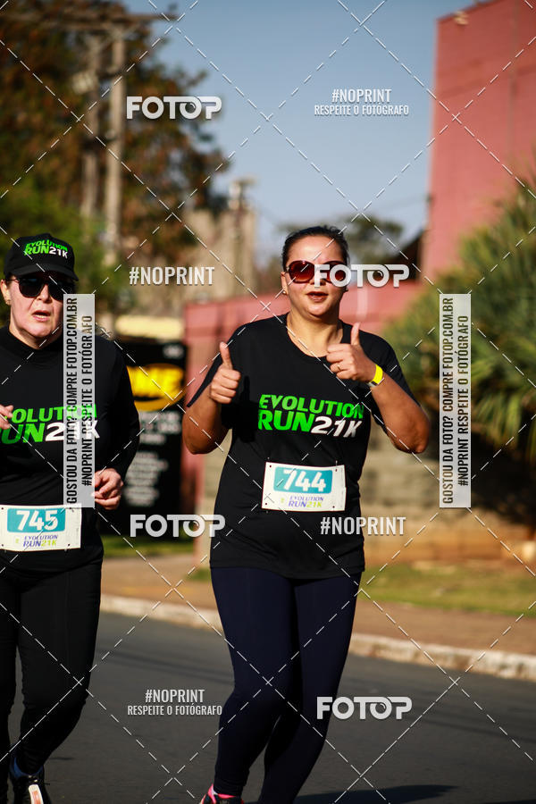 Buy your photos of the eventEvolution Run 21k 2019 on Fotop