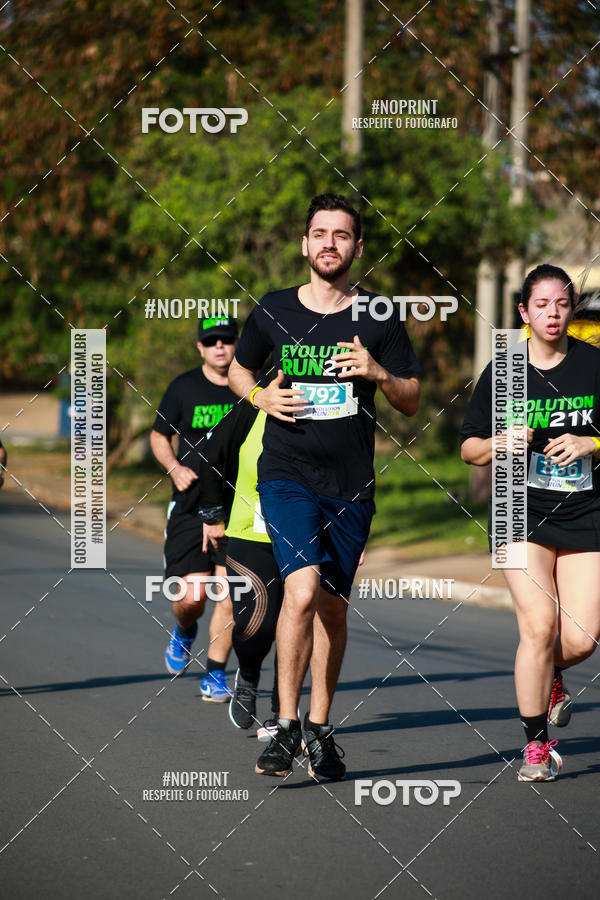 Buy your photos of the eventEvolution Run 21k 2019 on Fotop