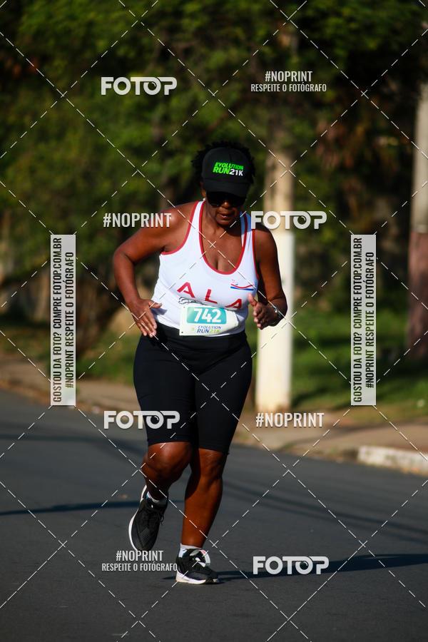 Buy your photos of the eventEvolution Run 21k 2019 on Fotop