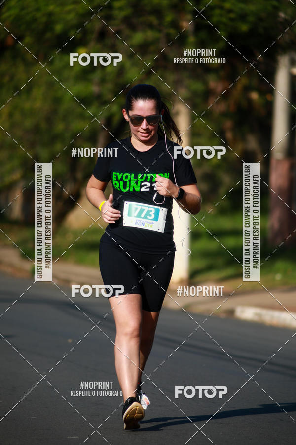 Buy your photos of the eventEvolution Run 21k 2019 on Fotop