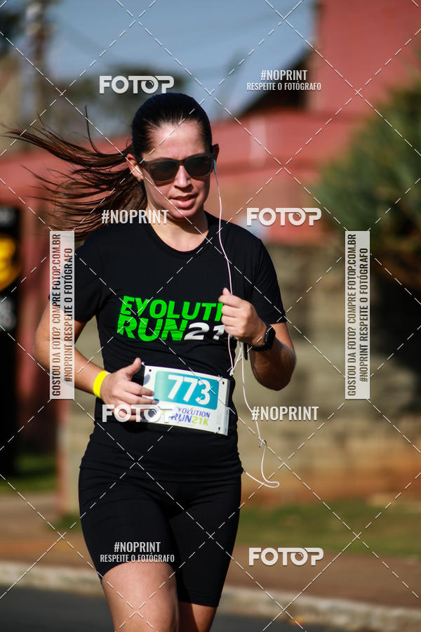 Buy your photos of the eventEvolution Run 21k 2019 on Fotop