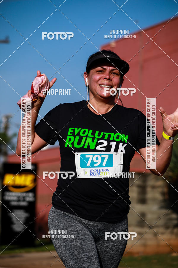 Buy your photos of the eventEvolution Run 21k 2019 on Fotop
