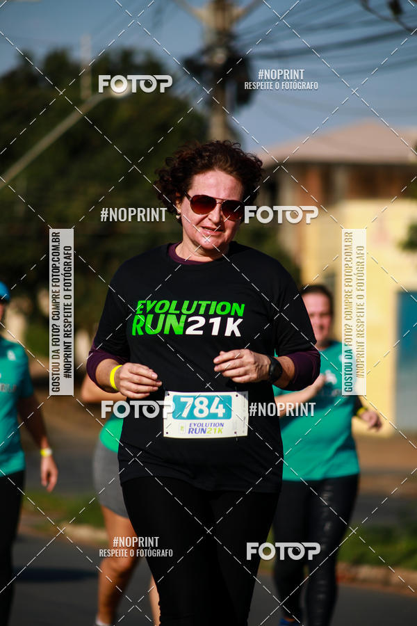 Buy your photos of the eventEvolution Run 21k 2019 on Fotop