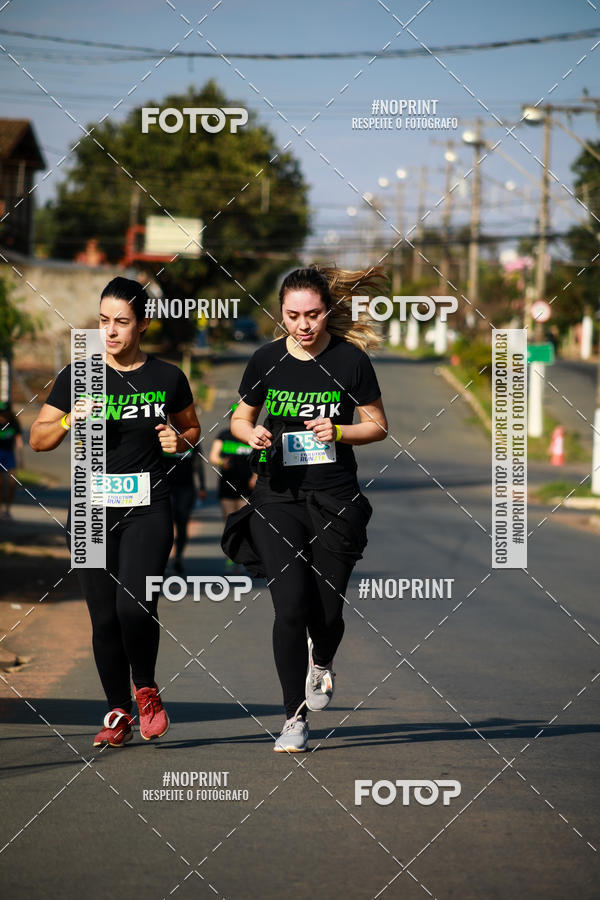 Buy your photos of the eventEvolution Run 21k 2019 on Fotop