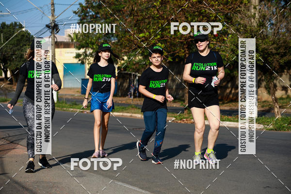 Buy your photos of the eventEvolution Run 21k 2019 on Fotop