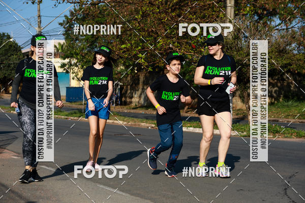 Buy your photos of the eventEvolution Run 21k 2019 on Fotop
