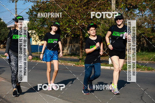 Buy your photos of the eventEvolution Run 21k 2019 on Fotop