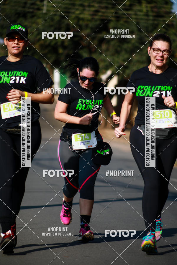 Buy your photos of the eventEvolution Run 21k 2019 on Fotop
