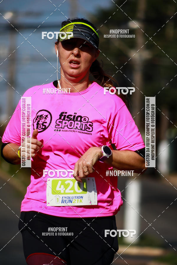 Buy your photos of the eventEvolution Run 21k 2019 on Fotop
