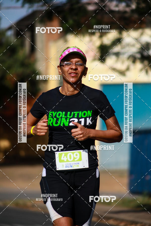 Buy your photos of the eventEvolution Run 21k 2019 on Fotop