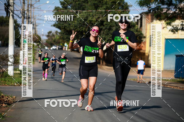 Buy your photos of the eventEvolution Run 21k 2019 on Fotop